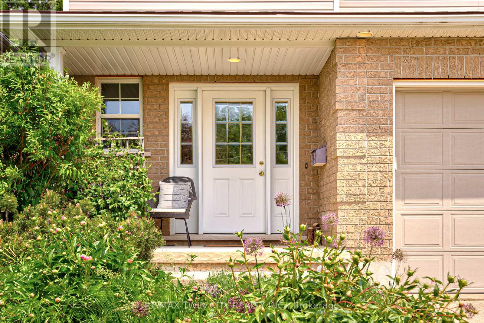 Property at 16 CHURCHILL STREET image 5