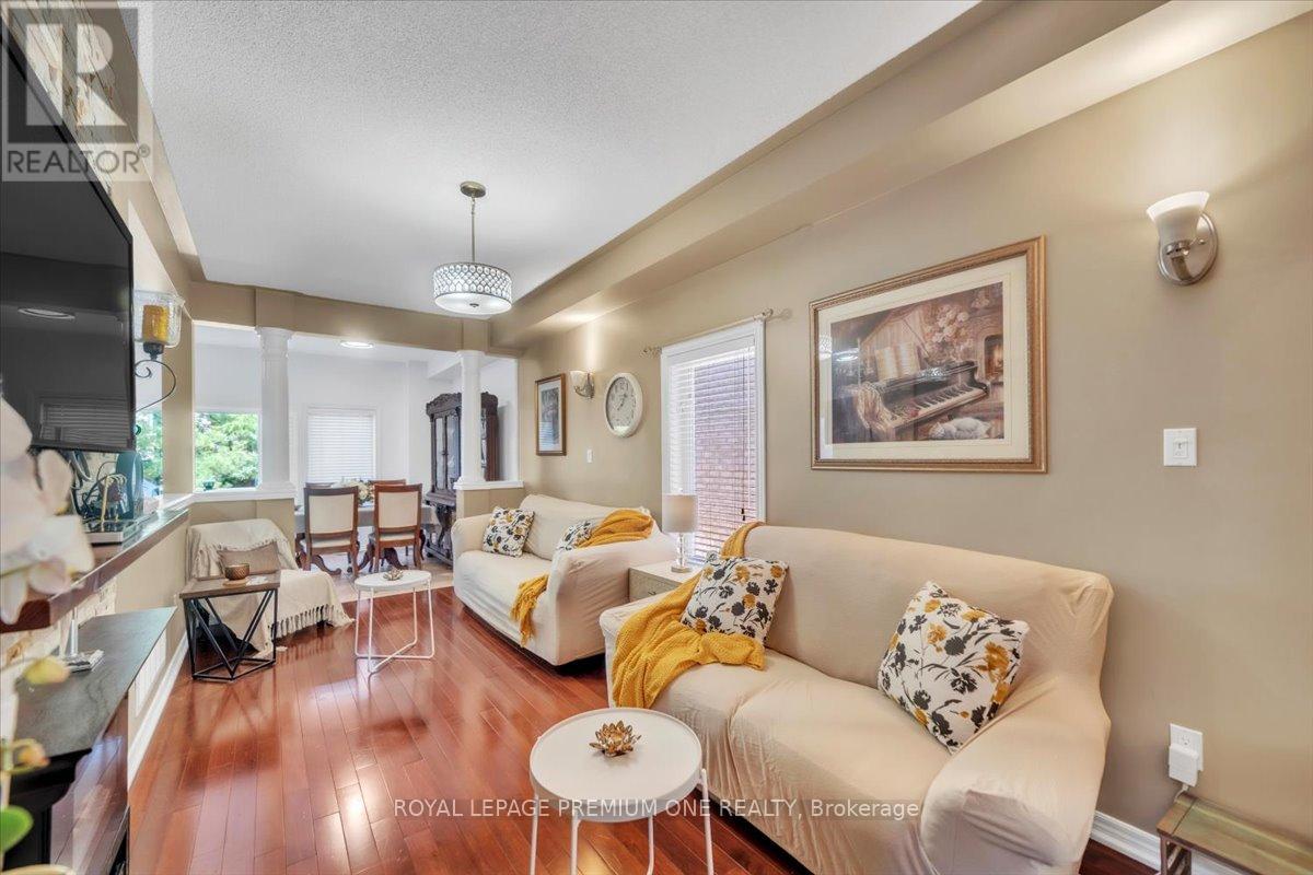 97 Blackthorn Drive, Vaughan, Ontario  L6A 3N2 - Photo 5 - N12194748