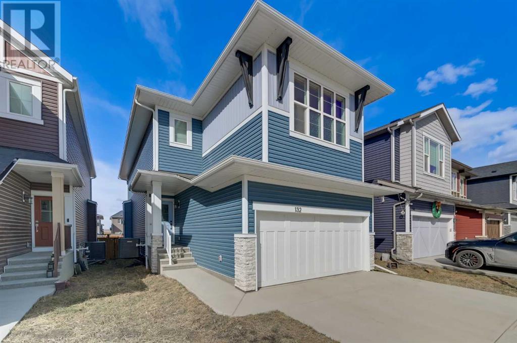 Property at 132 Emberside Place image 2