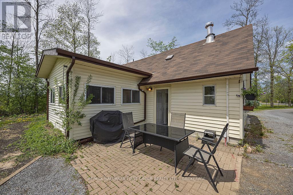 4630 County Road 2, Loyalist, Ontario  K7P 0K6 - Photo 11 - X12199115