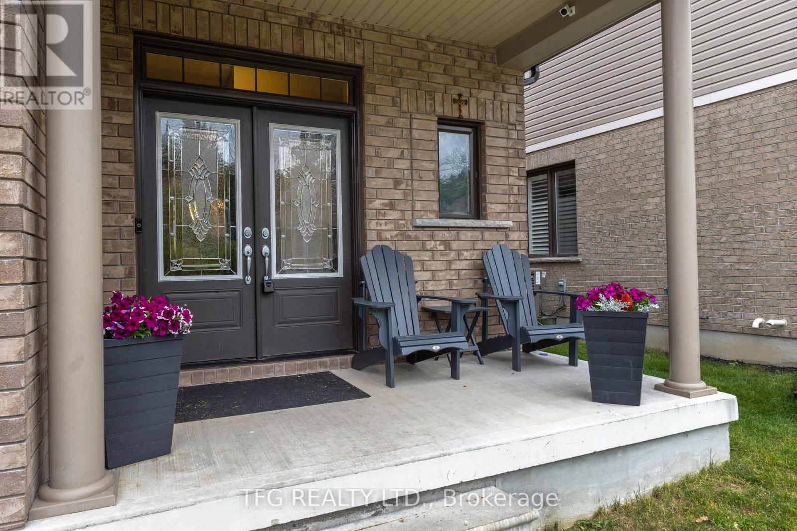 Property at 184 VARCOE ROAD image 2