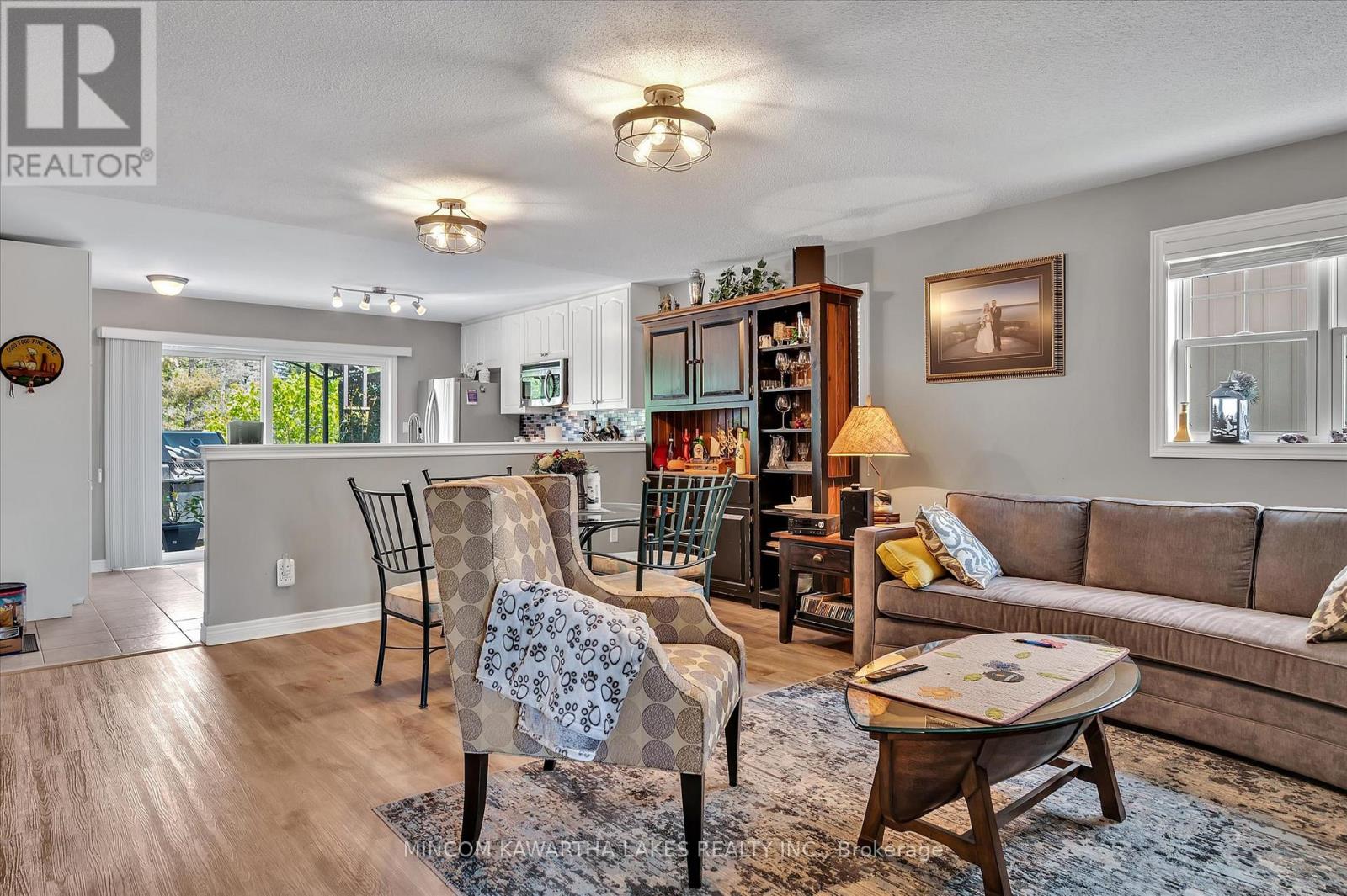 2 Peace Crescent, Peterborough North, Ontario  K9H 0C1 - Photo 6 - X12198972