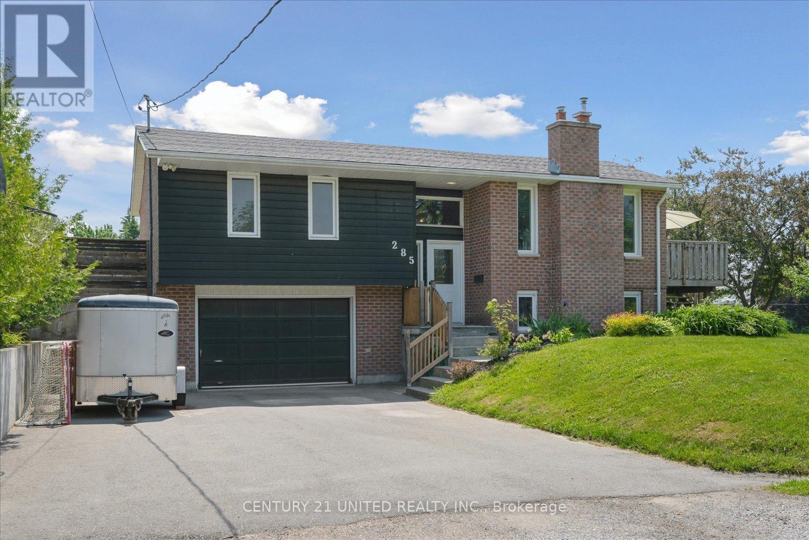Property at 285 PLATI AVENUE image 3