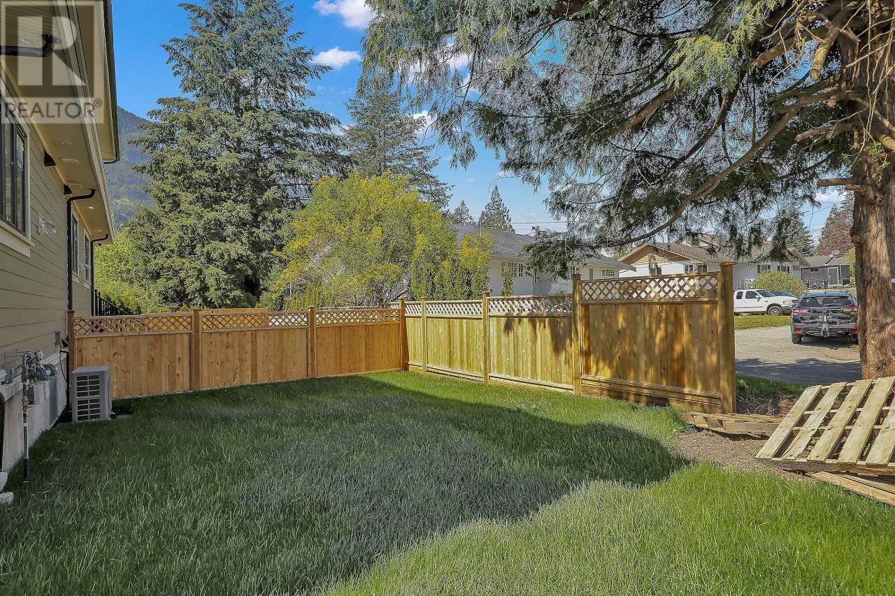 1139 Axen Road, Squamish, British Columbia  V0N 1H0 - Photo 6 - R3011776