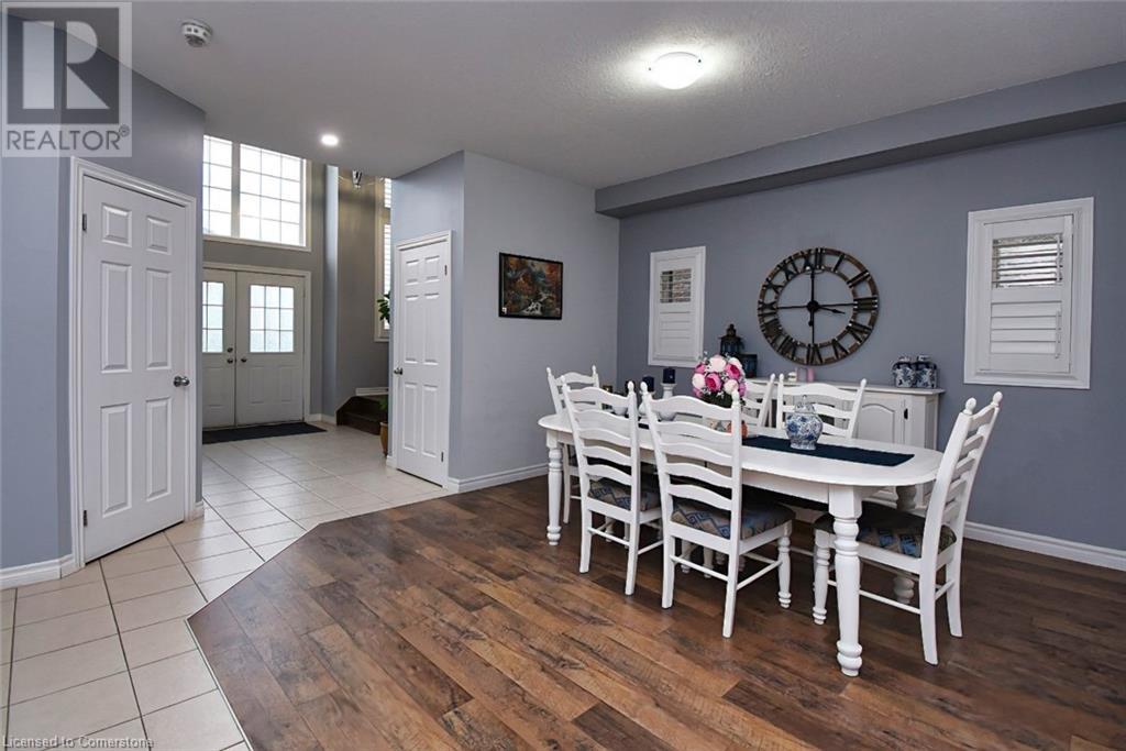 79 Aquasanta Crescent, Hamilton, Ontario  L9B 0H8 - Photo 9 - 40737403