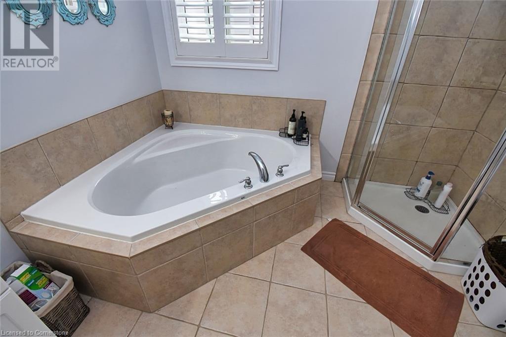 79 Aquasanta Crescent, Hamilton, Ontario  L9B 0H8 - Photo 24 - 40737403