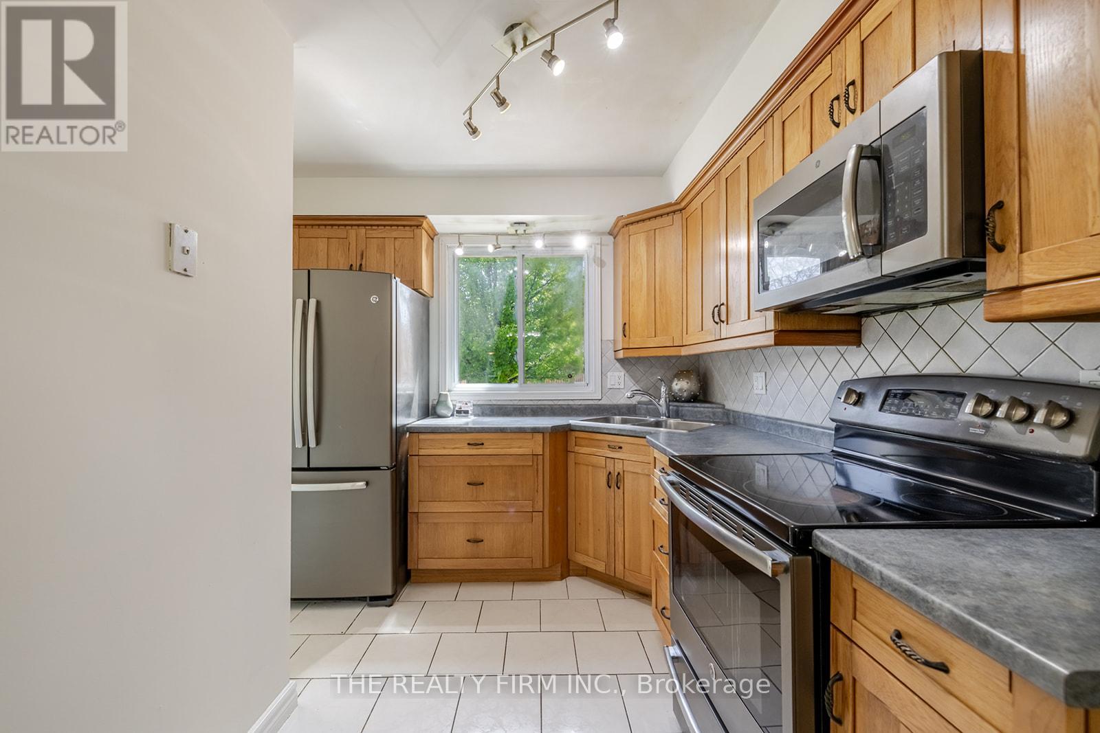76 - 230 Clarke Road, London East, Ontario  N5W 5P5 - Photo 8 - X12199148