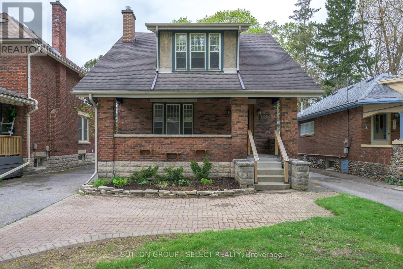 883 Waterloo Street, London East, Ontario  N6A 3W8 - Photo 2 - X12199150