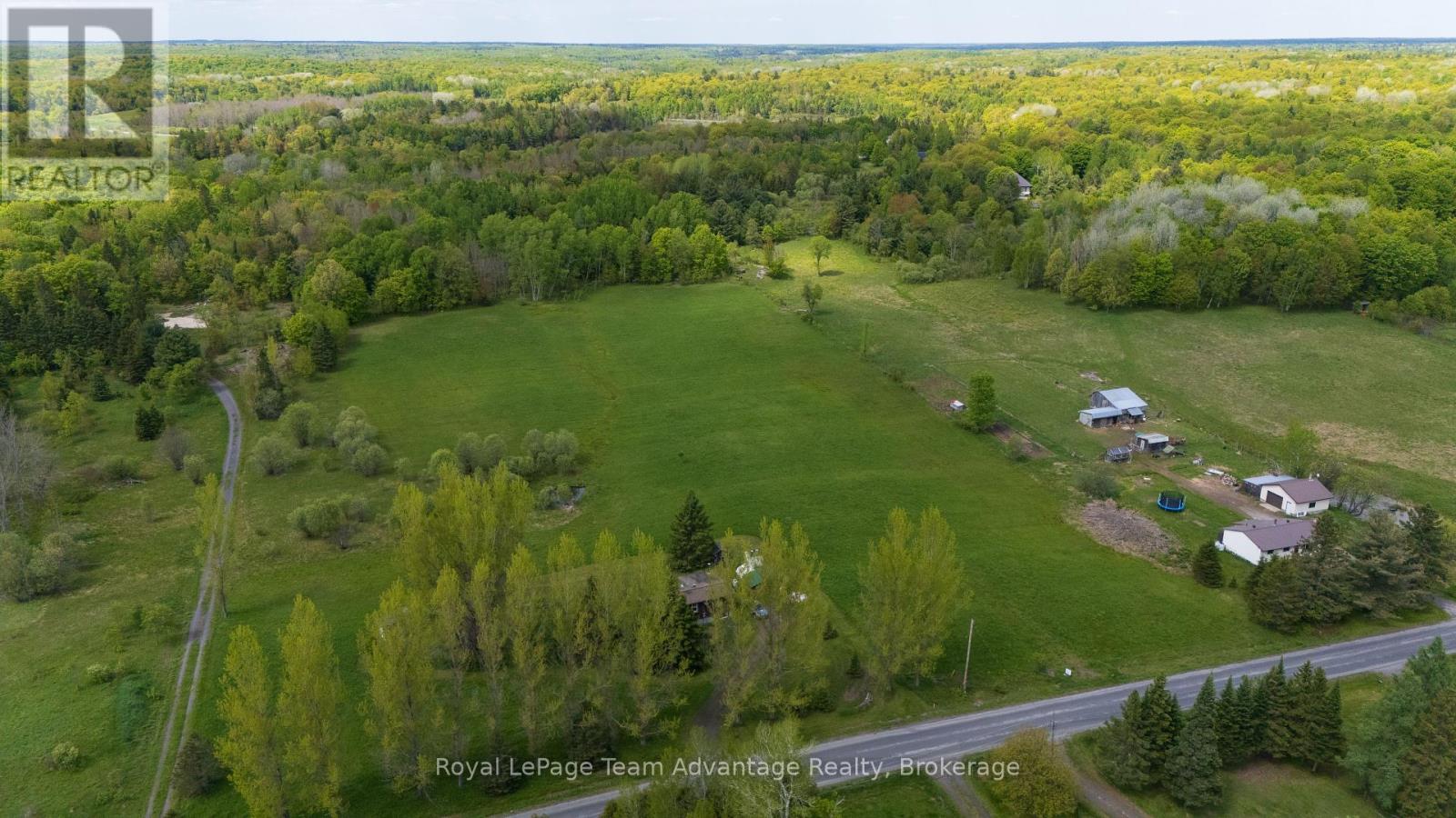 13 Lakeside Drive, Mckellar, Ontario  P2A 0B4 - Photo 6 - X12028038