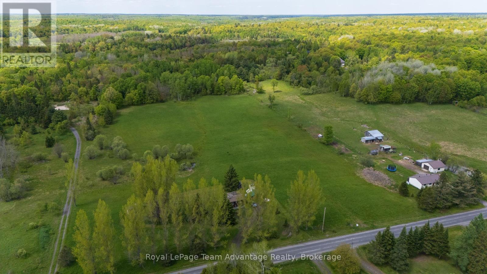 13 Lakeside Drive, Mckellar, Ontario  P2A 0B4 - Photo 7 - X12028038