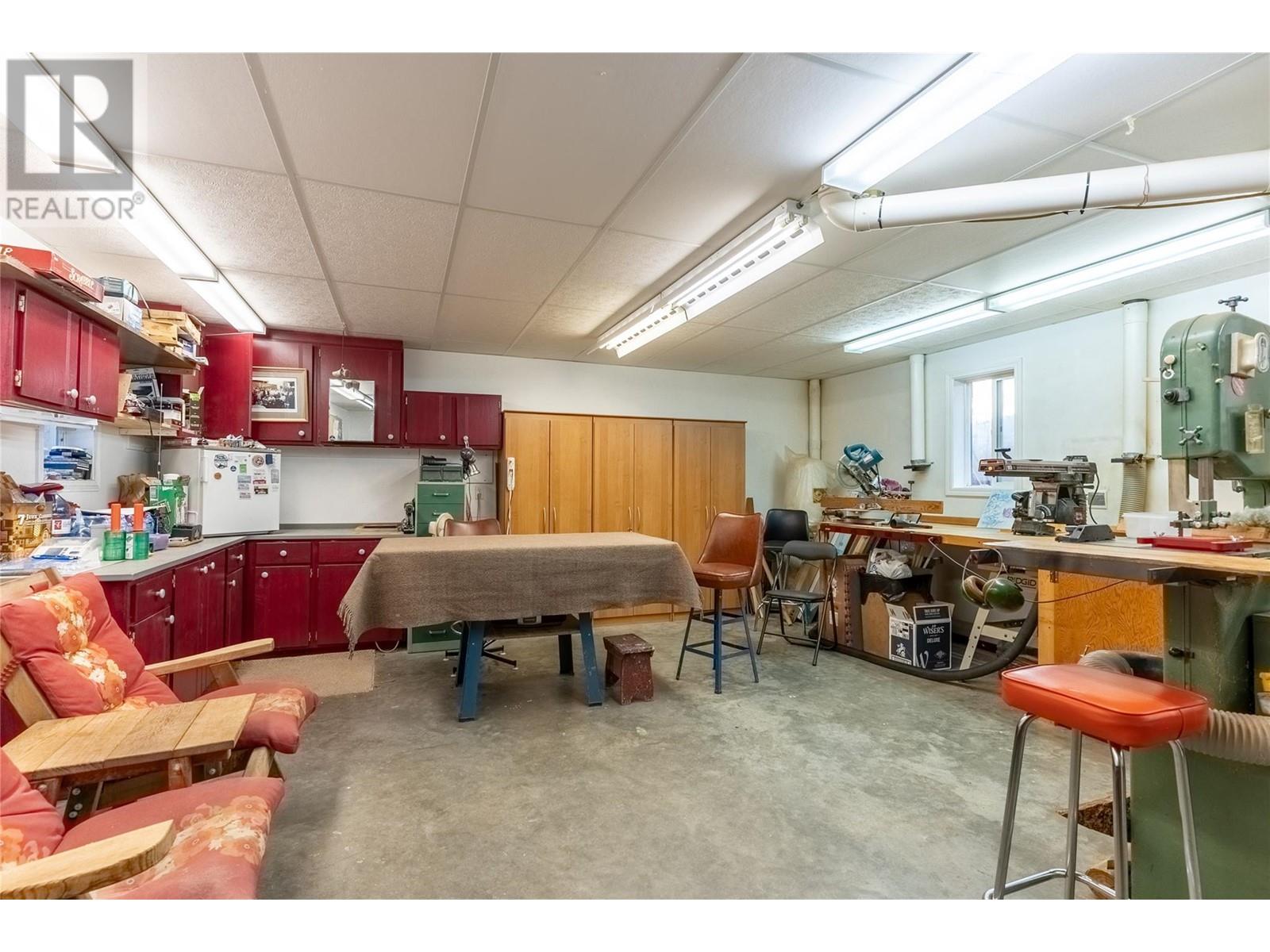 283 Chetwynd Drive, Kamloops, British Columbia  V2H 1L7 - Photo 31 - 10336253
