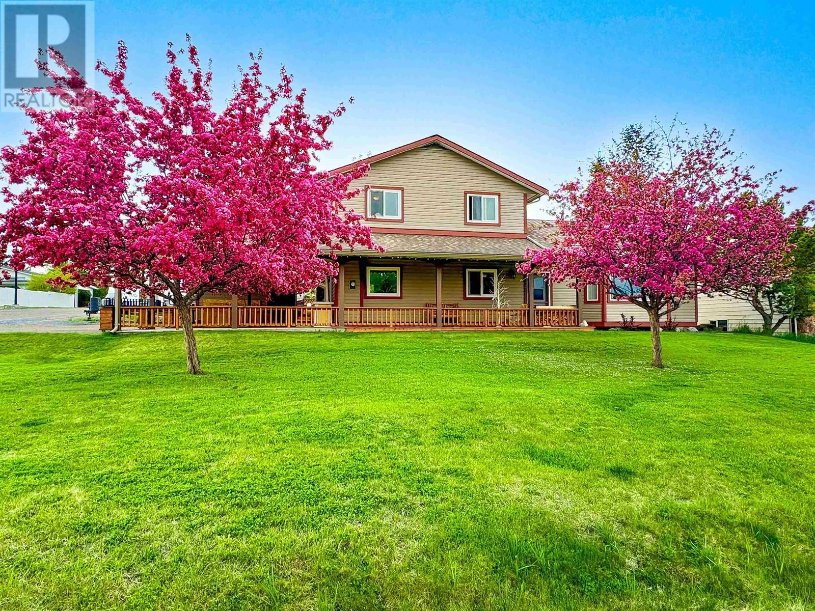 Property at 253 N BIRCH AVENUE image 1