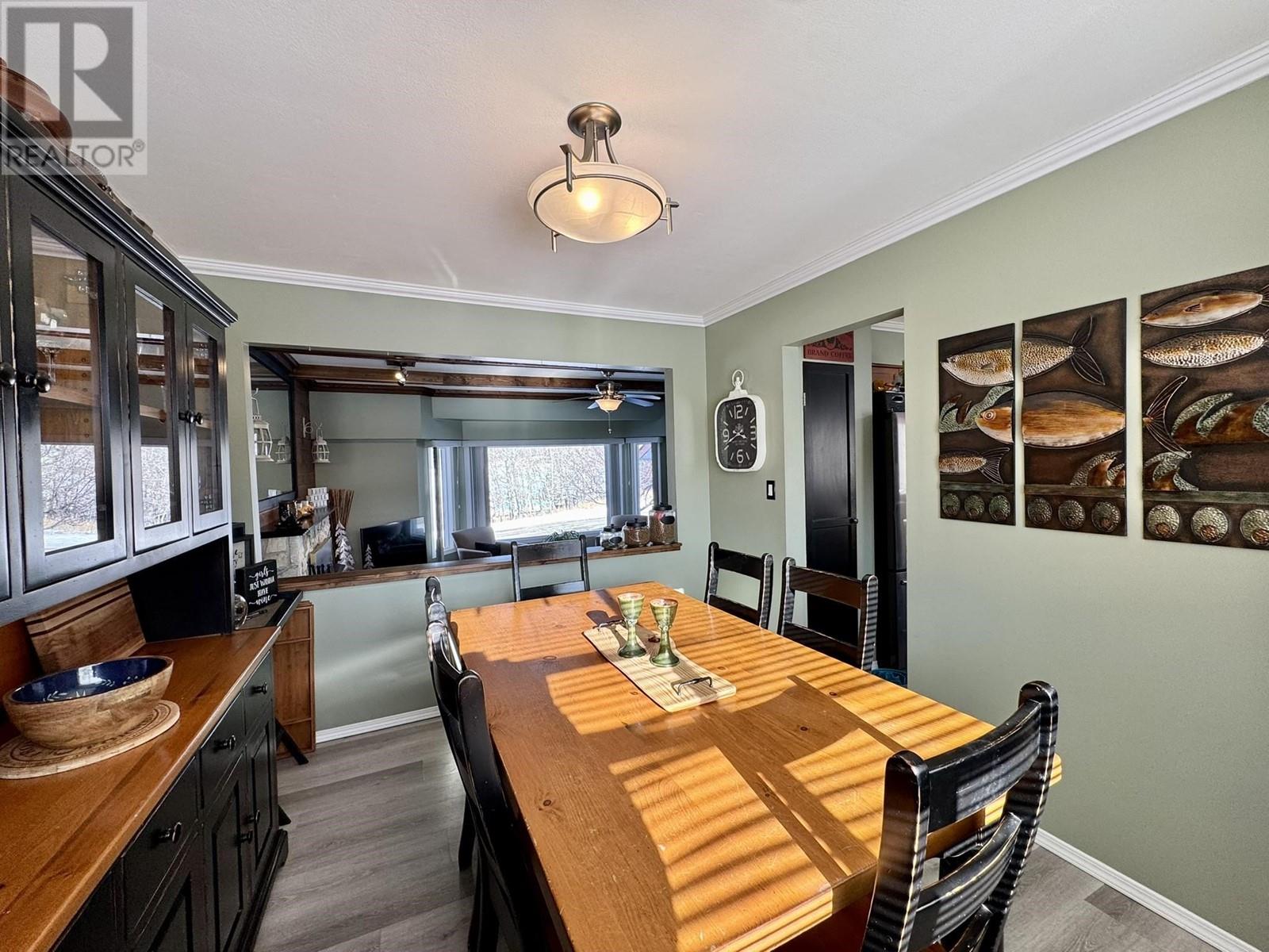 253 N Birch Avenue, 100 Mile House, British Columbia  V0K 2E0 - Photo 11 - R3011825