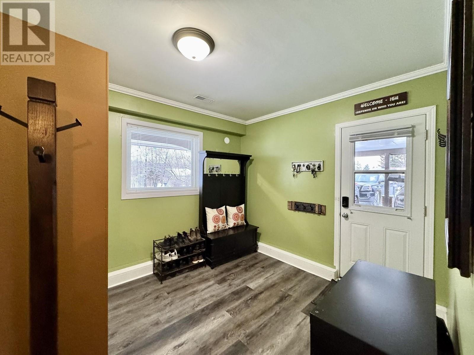 253 N Birch Avenue, 100 Mile House, British Columbia  V0K 2E0 - Photo 18 - R3011825