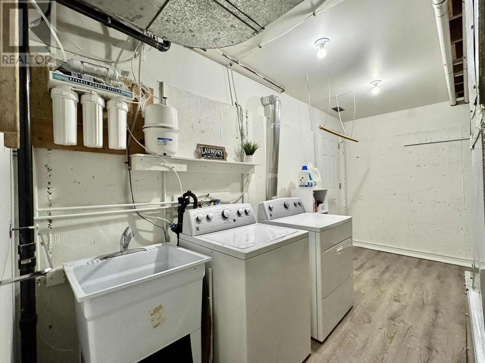 253 N Birch Avenue, 100 Mile House, British Columbia  V0K 2E0 - Photo 33 - R3011825