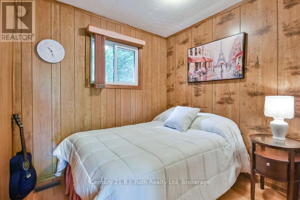 1755 Twin Oaks Crescent, Severn, Ontario  L0K 1E0 - Photo 27 - S12198979