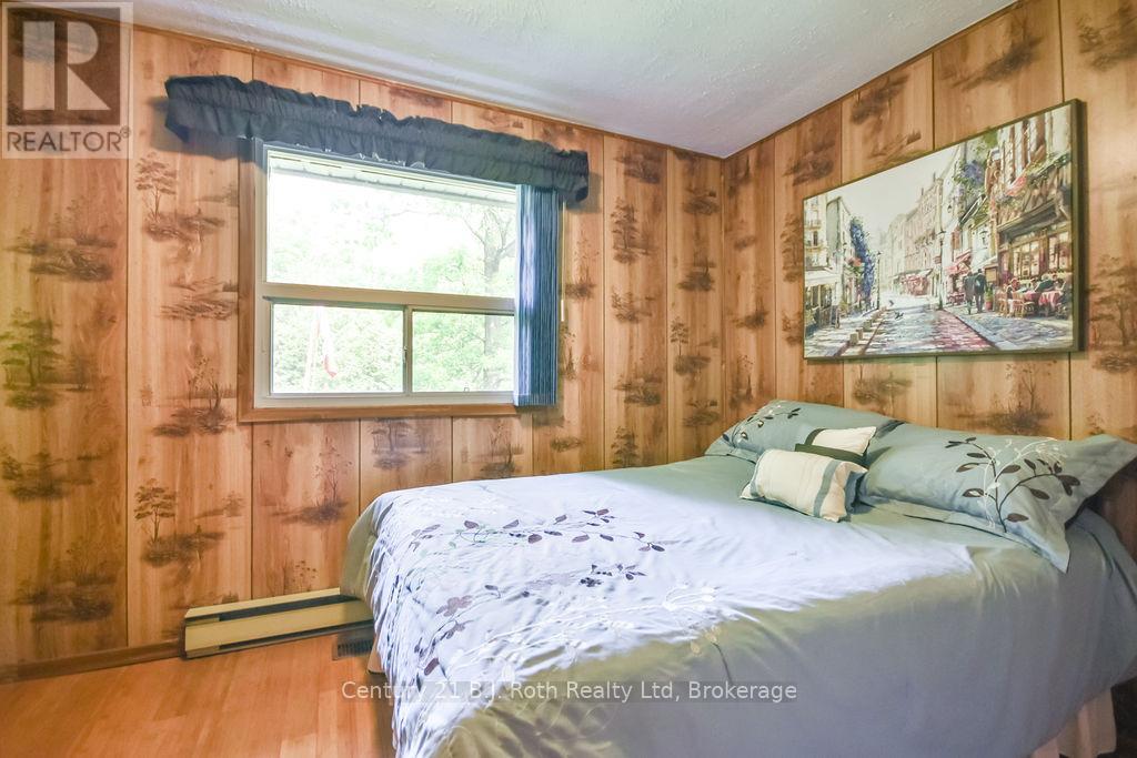 1755 Twin Oaks Crescent, Severn, Ontario  L0K 1E0 - Photo 28 - S12198979