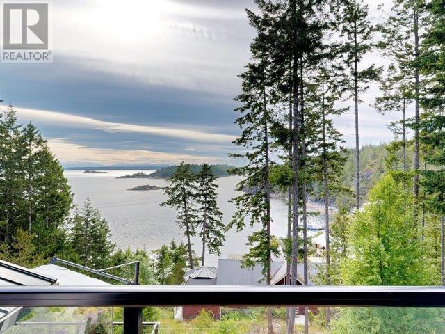 6-10289 FINN BAY RD, Powell River, British Columbia