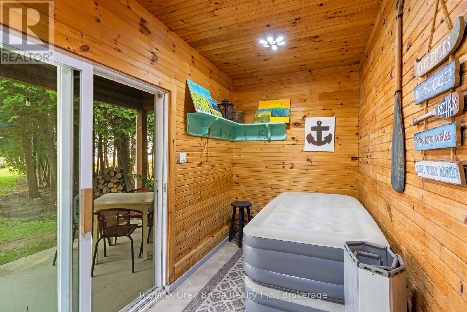 805 Howdenvale Road, South Bruce Peninsula, Ontario  N0H 2T0 - Photo 41 - X12198982
