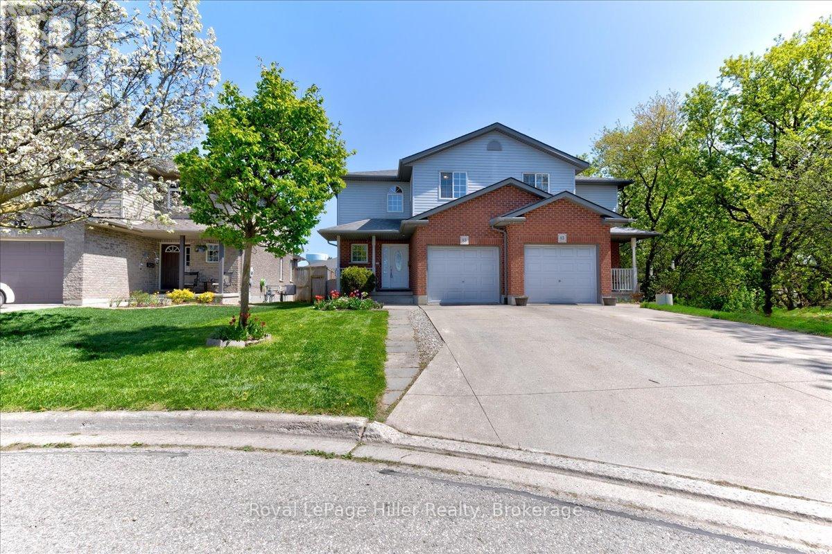 83 Bell Court, Stratford, Ontario  N5A 7W8 - Photo 2 - X12199051