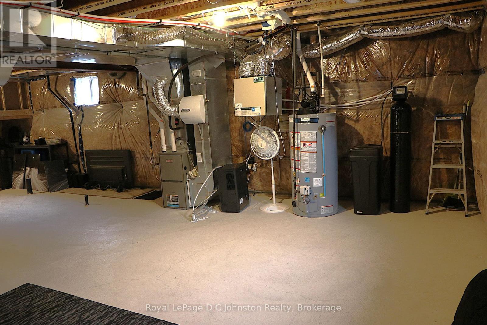 58 William Nador Street, Kitchener, Ontario  N2R 0S3 - Photo 21 - X12199131