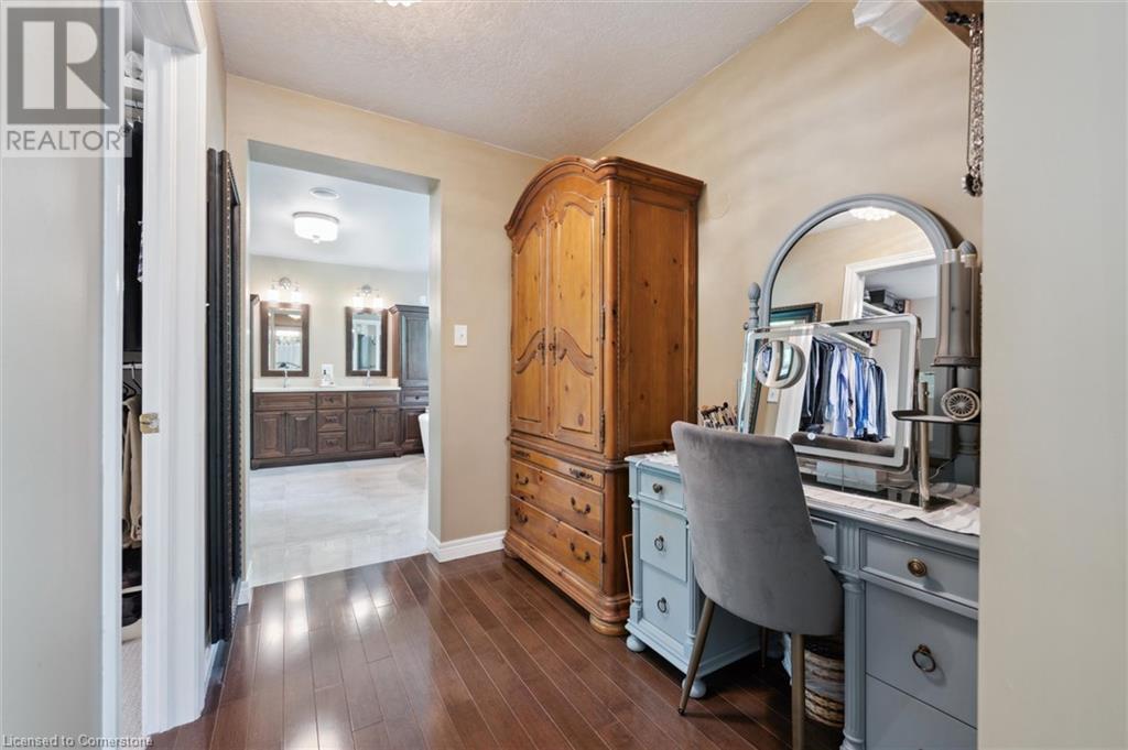 748 Cedar Bend Drive, Waterloo, Ontario  N2V 2R6 - Photo 35 - 40737722
