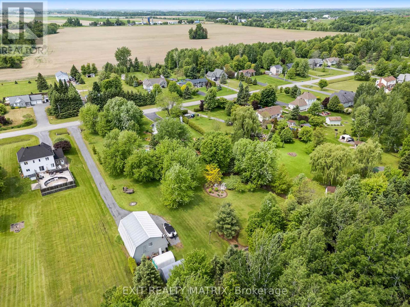 882 Du Castor Road, The Nation, Ontario  K0A 3C0 - Photo 50 - X12198994