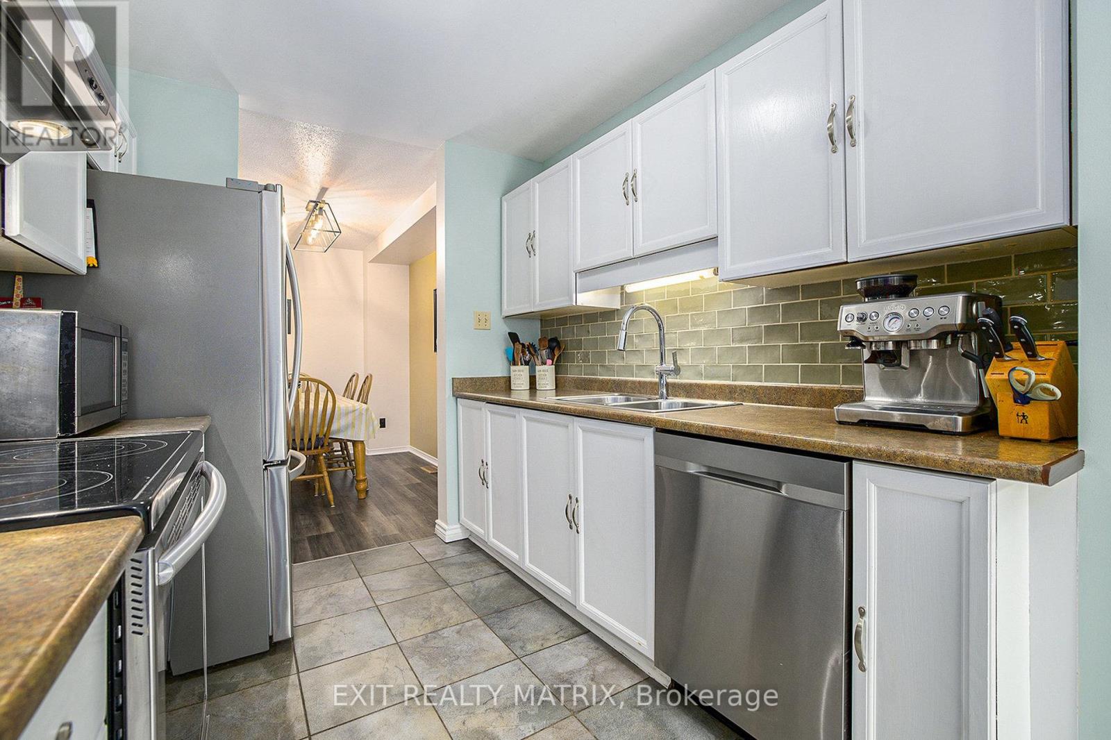 51 Peterson Place, Ottawa, Ontario  K2L 4A8 - Photo 16 - X12199033