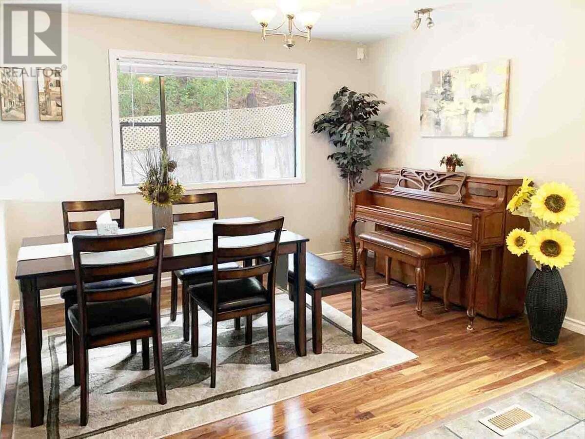 Property at 5821 Atkinson Crescent image 4