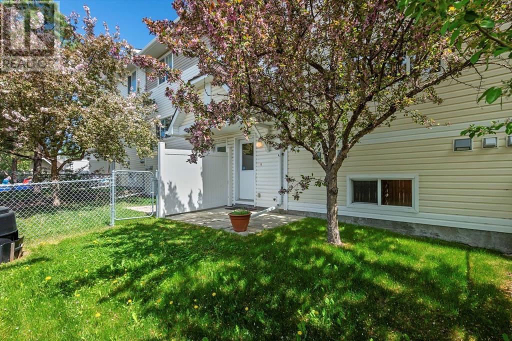 Property at 133 Tuscany Springs Gardens NW image 2