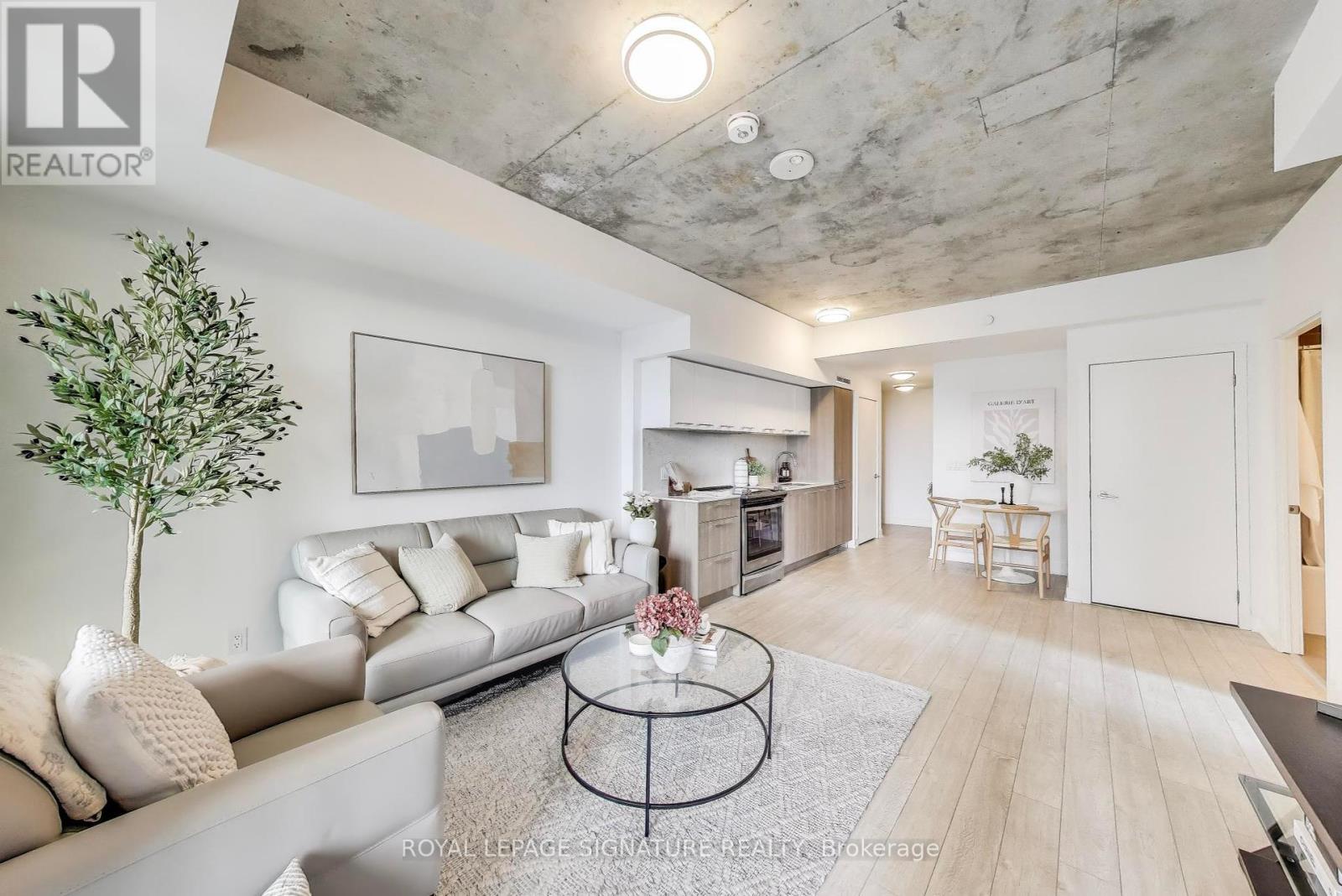 605 - 30 BASEBALL PLACE, Toronto, Ontario