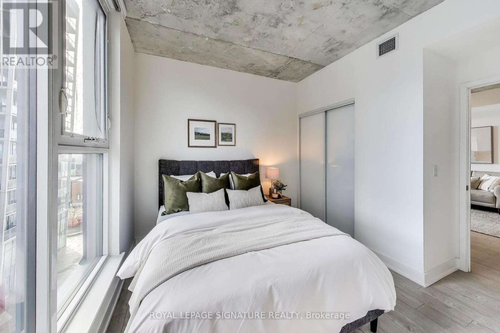 605 - 30 Baseball Place, Toronto, Ontario  M4M 0E8 - Photo 9 - E12069354