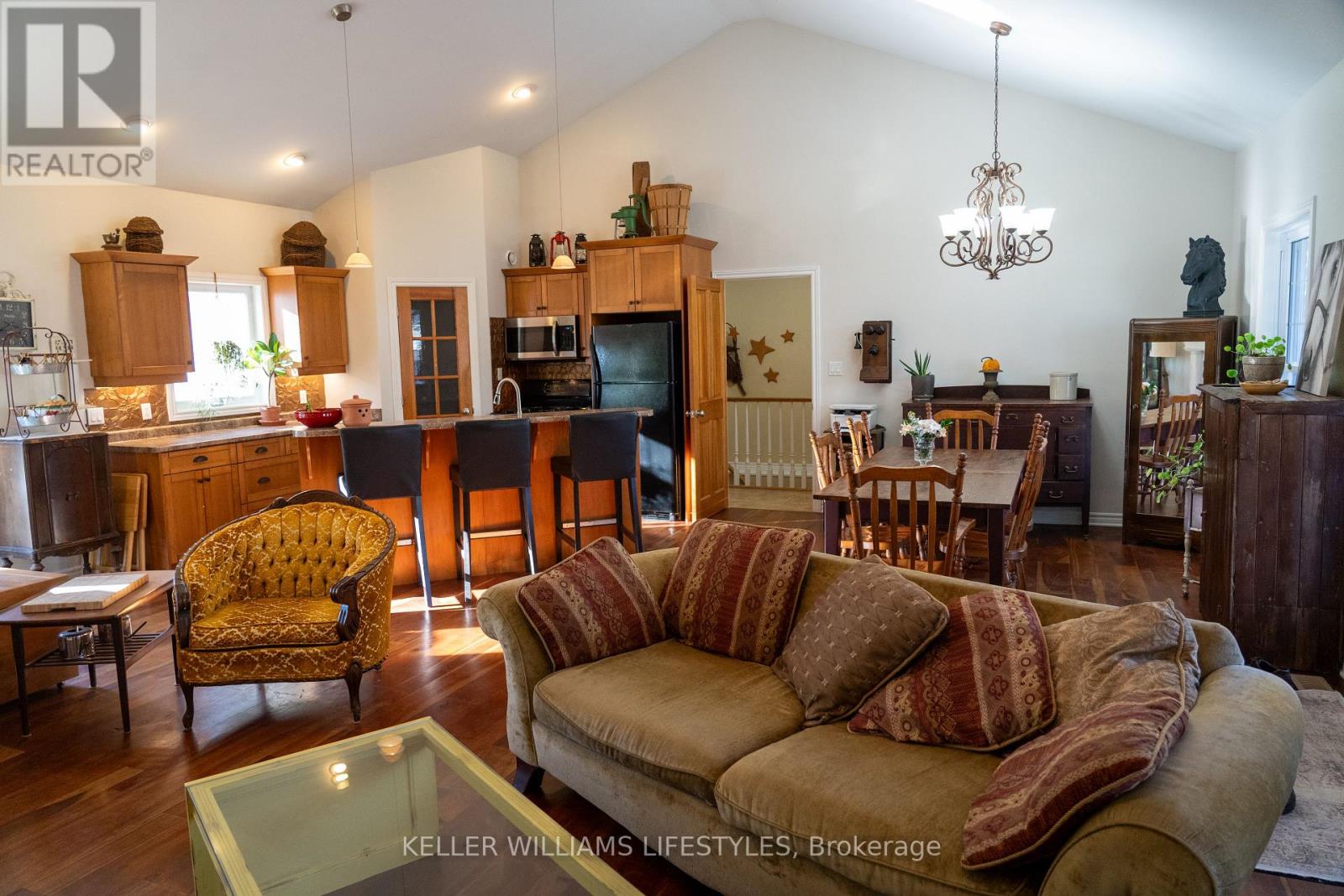 4531 Hamilton Road, Thames Centre, Ontario  N0L 1G6 - Photo 8 - X10530213