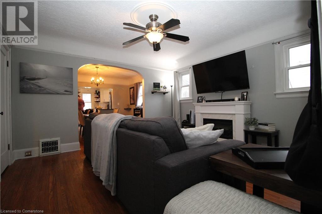 Property at 103 ORCHARD Avenue image 5