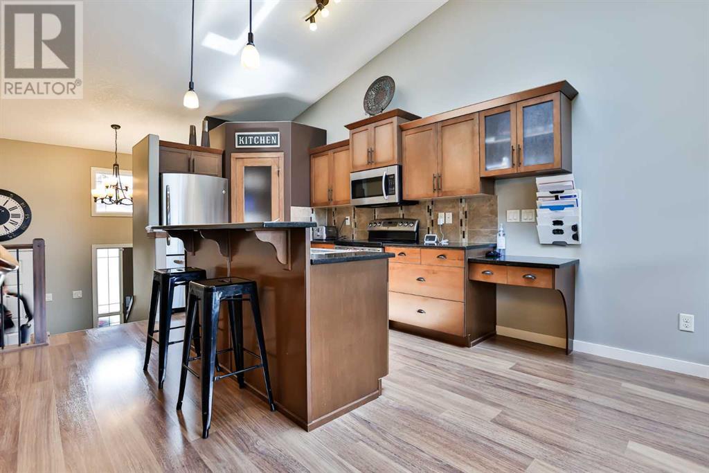 14 Haru Moriyama Road N, Lethbridge, Alberta  T1H 6G7 - Photo 2 - A2225112