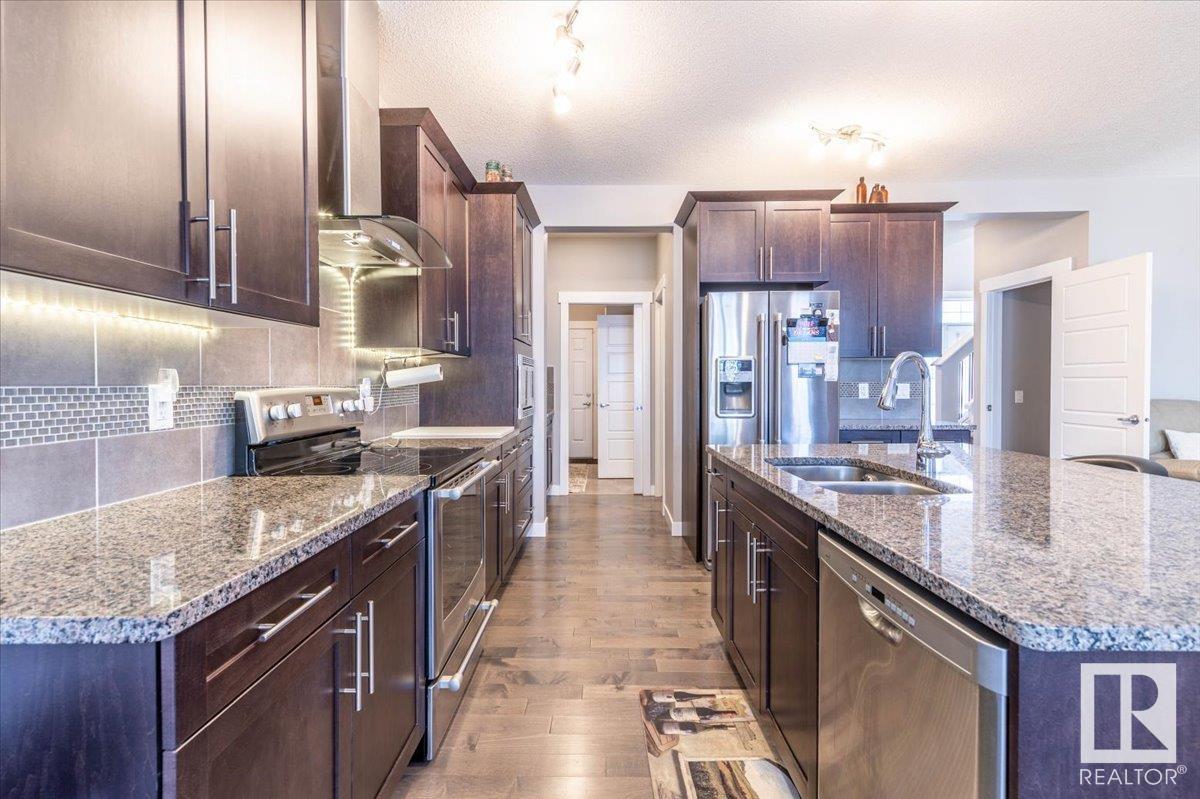 7853 Erasmus Wd Nw, Edmonton, Alberta  T6M 0S3 - Photo 11 - E4440537