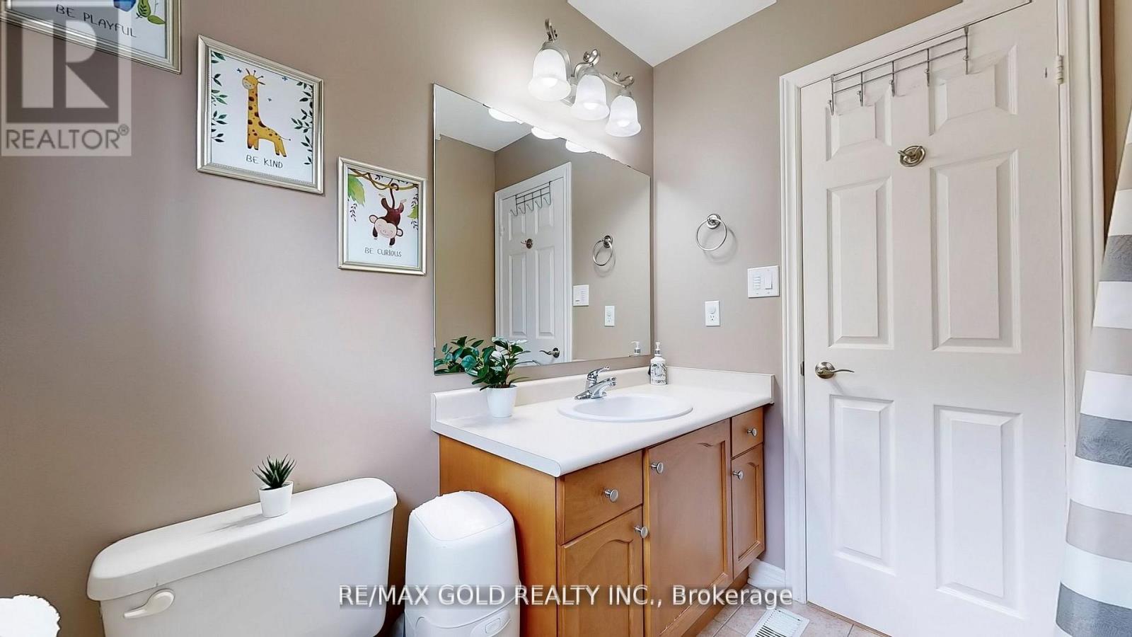 32 Ashdale Road, Brampton, Ontario  L6Y 5M7 - Photo 18 - W12190155