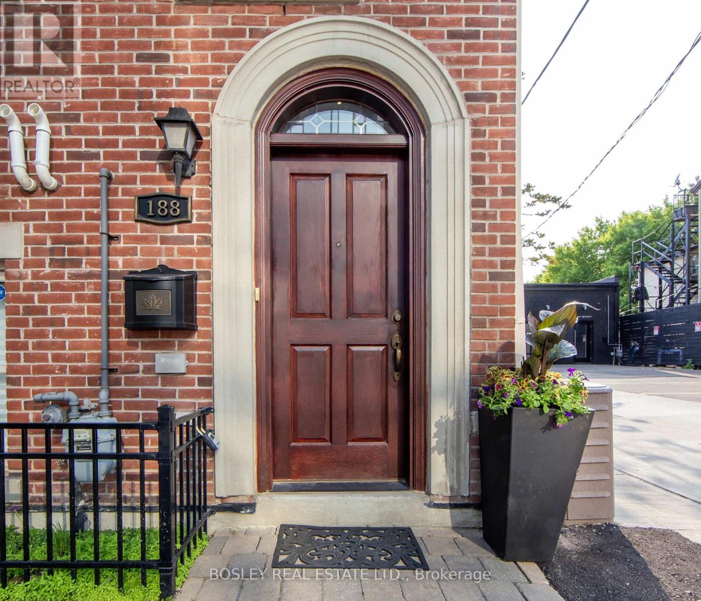 188 Mccaul Street, Toronto, Ontario  M5T 1W5 - Photo 40 - C12198784