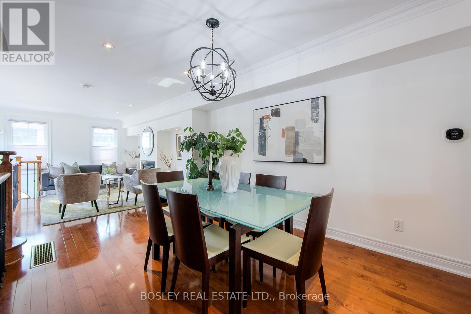 188 Mccaul Street, Toronto, Ontario  M5T 1W5 - Photo 9 - C12198784
