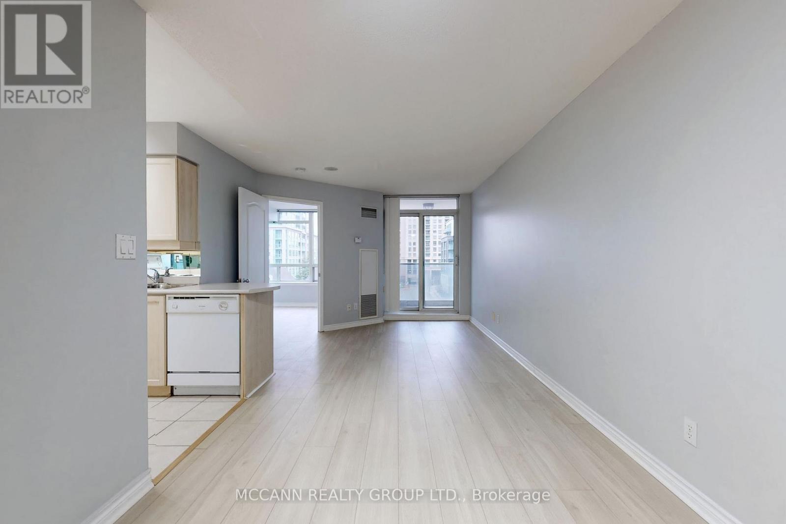 613 - 2 Rean Drive, Toronto (Bayview Village), Ontario  M2K 3B8 - Photo 8 - C12198814