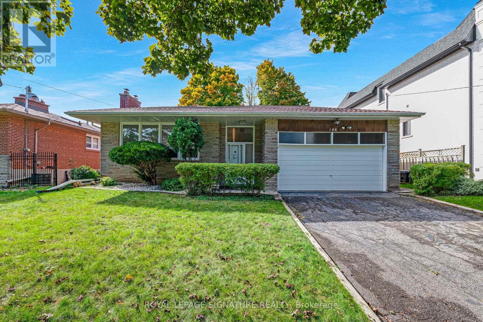 186 Burbank Drive, Toronto, Ontario  M2K 1P4 - Photo 29 - C12198854