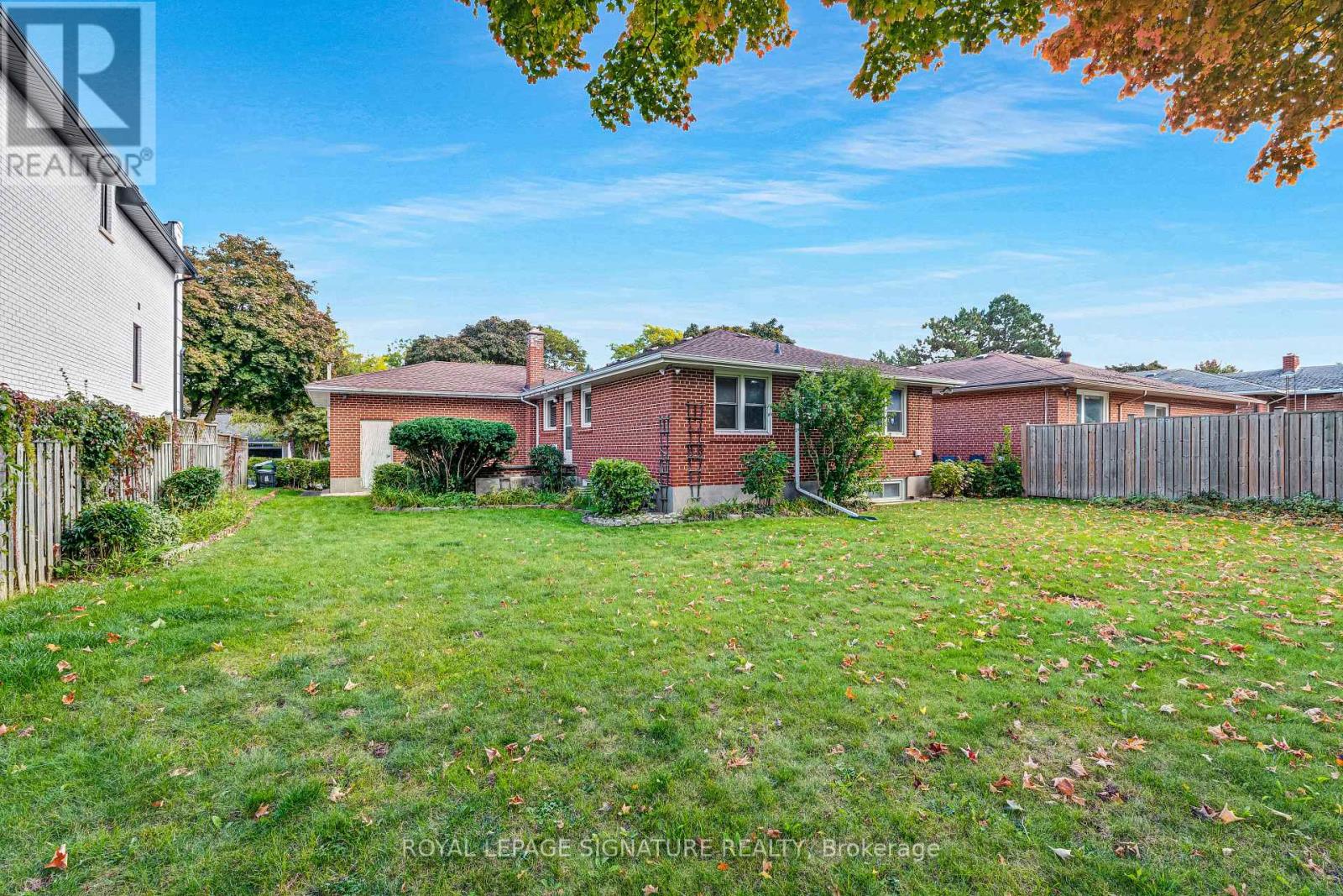 186 Burbank Drive, Toronto, Ontario  M2K 1P4 - Photo 32 - C12198854