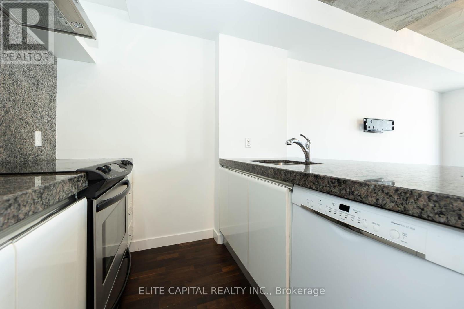 510 - 75 Portland Street, Toronto, Ontario  M5V 2M9 - Photo 3 - C12198953