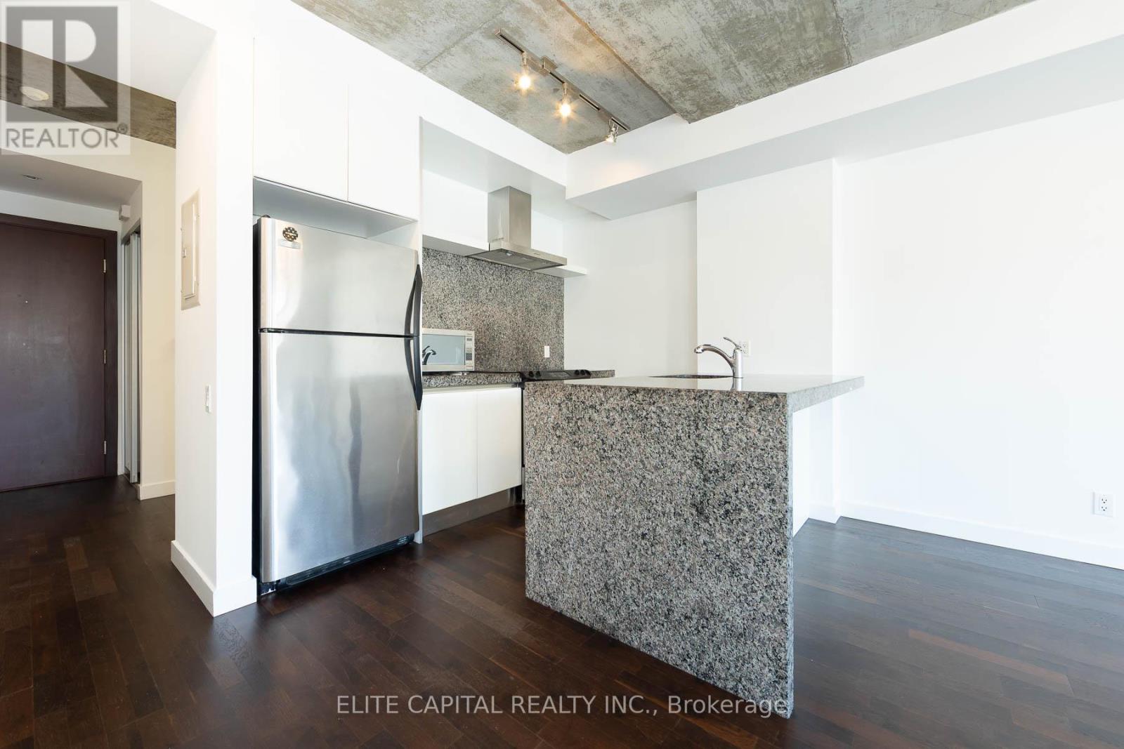 510 - 75 Portland Street, Toronto, Ontario  M5V 2M9 - Photo 4 - C12198953