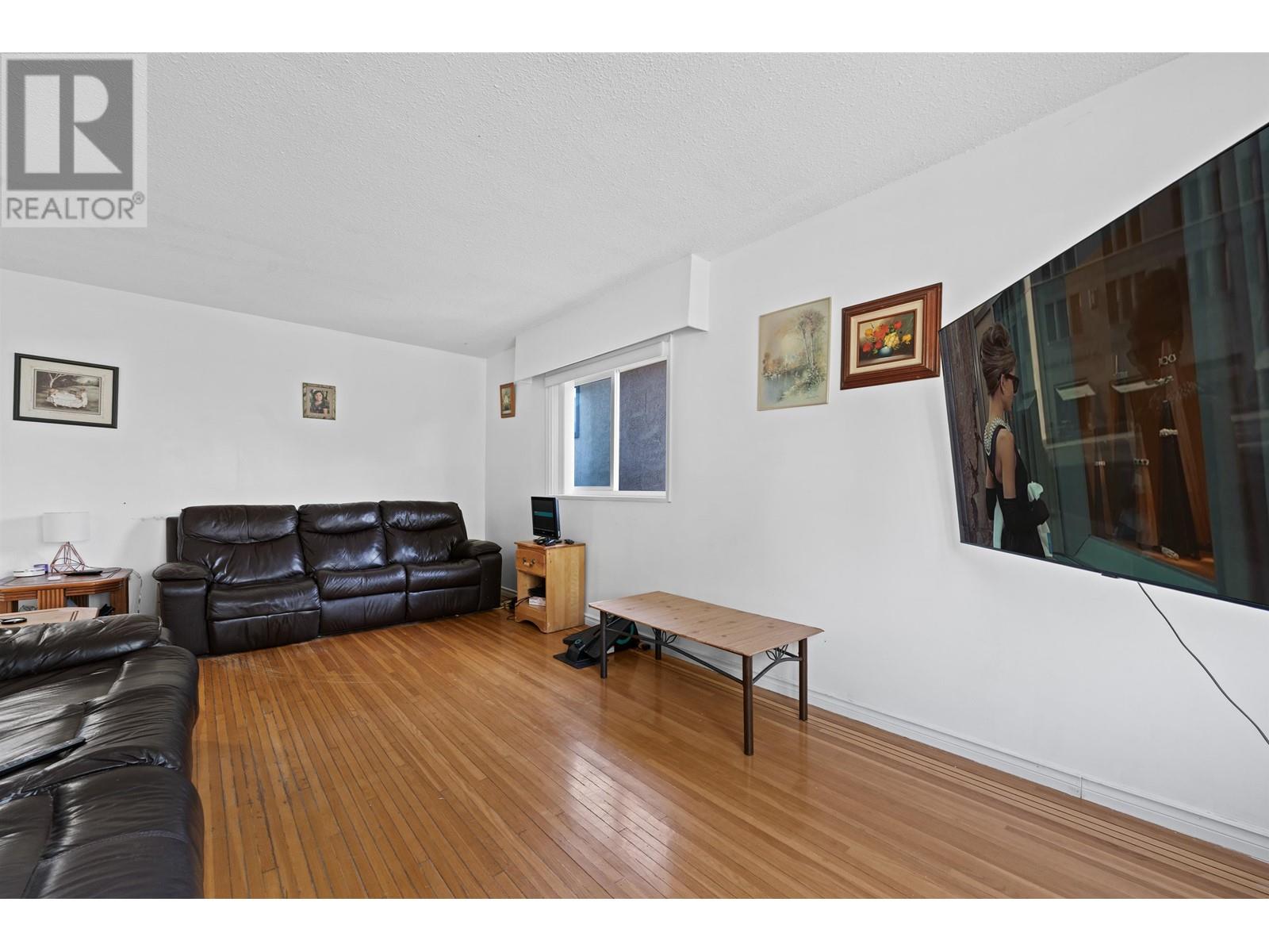 1228 E 27th Avenue, Vancouver, British Columbia  V5V 2L8 - Photo 13 - R3000556