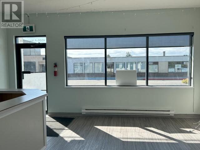 4566 Marine Ave, Powell River, British Columbia   - Photo 3 - 19032