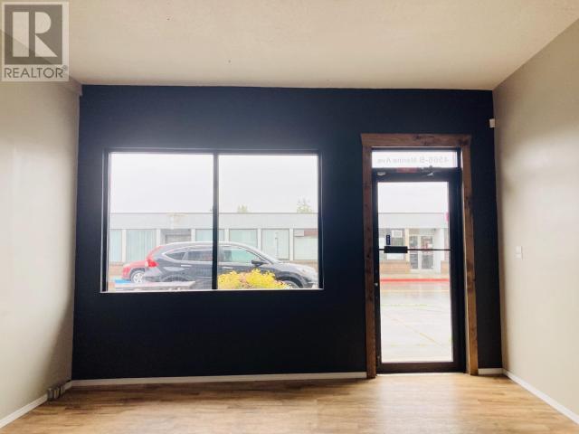 4566 Marine Ave, Powell River, British Columbia   - Photo 4 - 19032