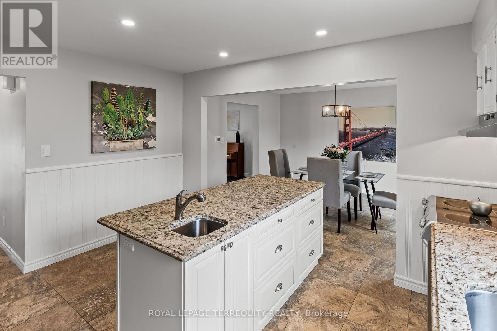 24 Philips Road, Whitby, Ontario  L1M 1G7 - Photo 16 - E12199045