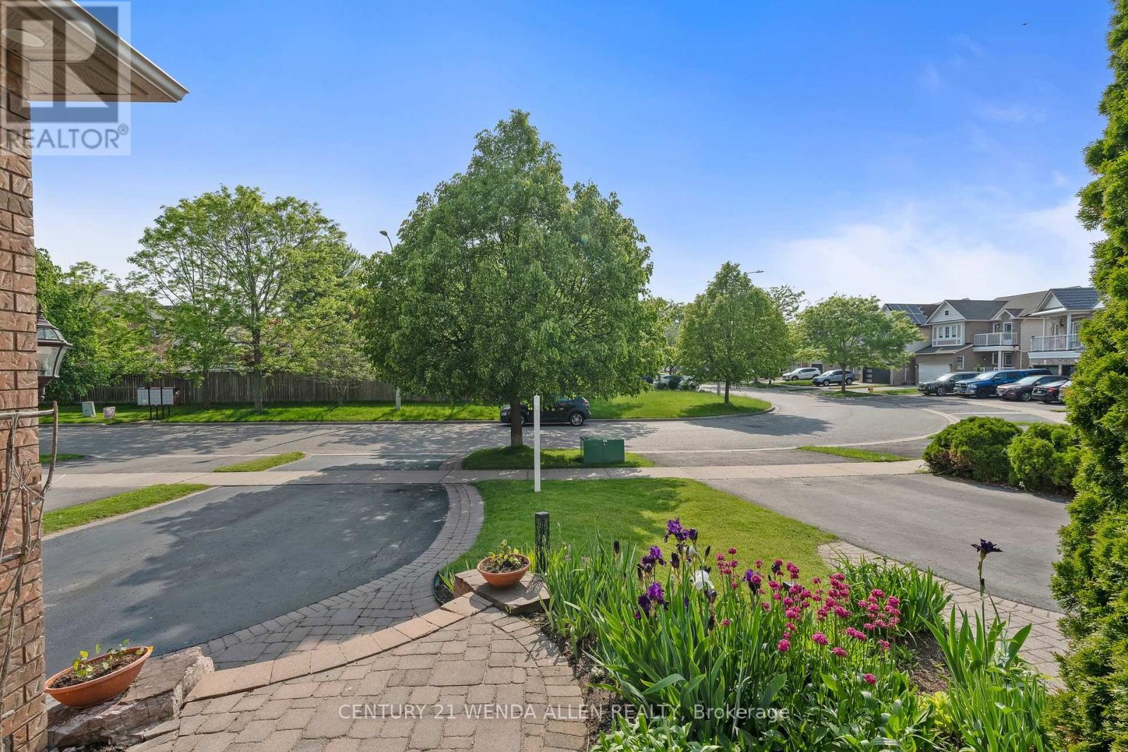 213 Madden Place, Clarington, Ontario  L1C 5K4 - Photo 4 - E12199158