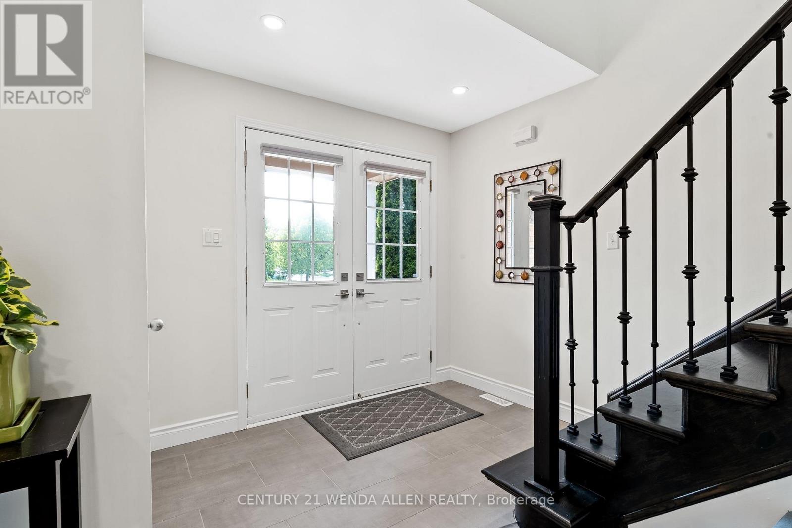 213 Madden Place, Clarington, Ontario  L1C 5K4 - Photo 7 - E12199158
